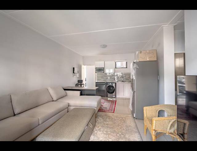 1 BEDROOM PROPERTY TO RENT IN BRYANSTON